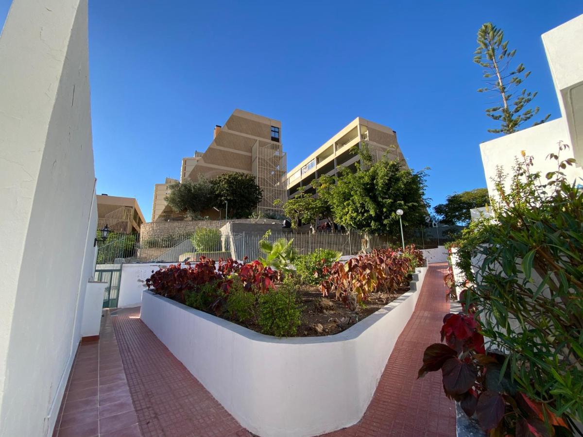 Fantastic Bungalow Playa De Las Americas Arona  Exterior photo